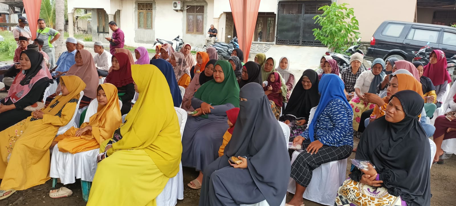engajak seluruh lapisan masyarakat agar meniadakan polarisasi agama