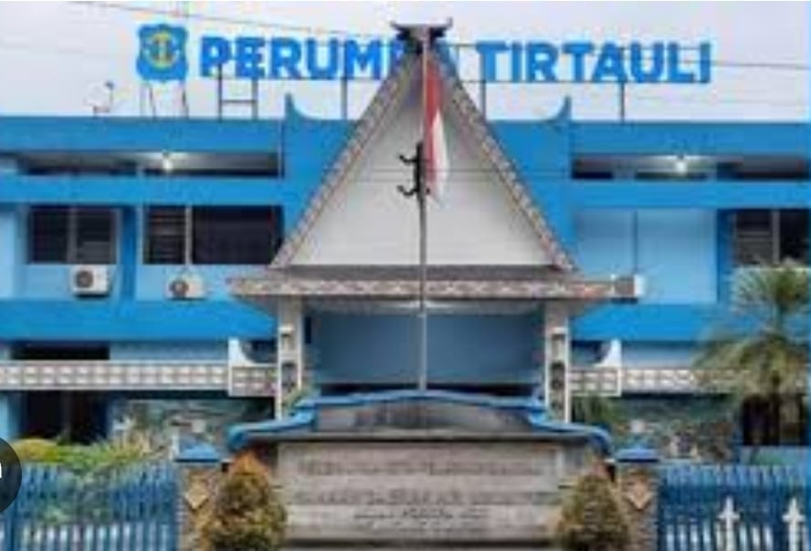 Perumda Tirtauli, sebuah Badan Usaha Milik Daerah Pemerintah Kota Pematang Siantar hampir semuanya negatif dan tidak puas atas pelayanan yang diberikan oleh pihak perusahaan,