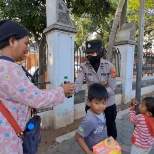 kegiatan baksos religi jumat berkah dilakukan dengan maksud dan tujuan bahwa polri selain melindungi, mengayomi dan melayani masyarakat