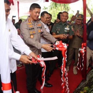 dikenal sebagai kampung narkoba, diresmikan menjadi kampung bebas narkoba berbasis teknologi.