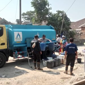 Pendistribusian air bersih dilakukan secara bertahap dimulai bulan Mei 2023 di Desa Cigelam Kecamatan Babakan Cikao Purwakarta