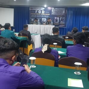 Dari yang diputuskan tidak sesuai dengan tupoksinya dan terkesan menguntungkan salah satu hal, dan sangat merusak demokrasi.