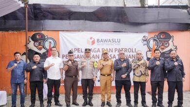 Pj Gubernur Sumatera Utara bersama forkopimda Sumut melepas tim patroli pengawasan dan penertiban APK