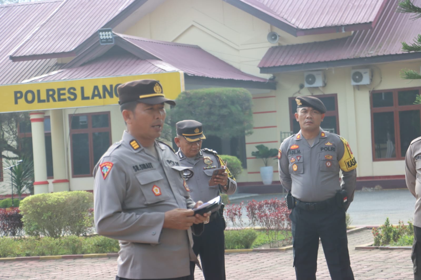 Polres Langkat Apel Perketat Pengamanan Pleno Terakhir di Kantor Pegnasos Stabat
