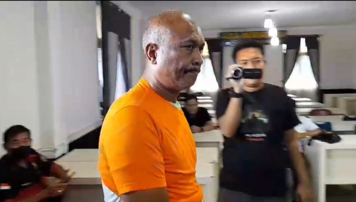 Miliki Senpi Jenis Pistol dan Sajam, Polrestabes Medan Pastikan Ketua Brigsus PKN Sumut Telah Tertangkap Ditetapkan Sebagai Tersangka