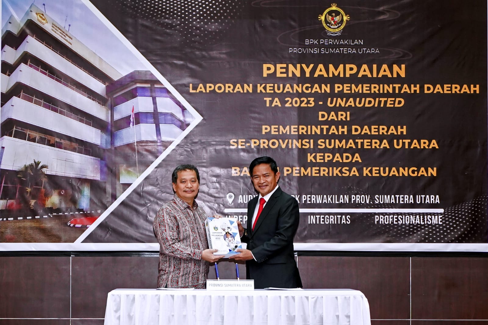 Serahkan LKPD 2023 ke BPK, *Pj Gubernur Targetkan Pemprov Sumut Raih WTP ke-10*